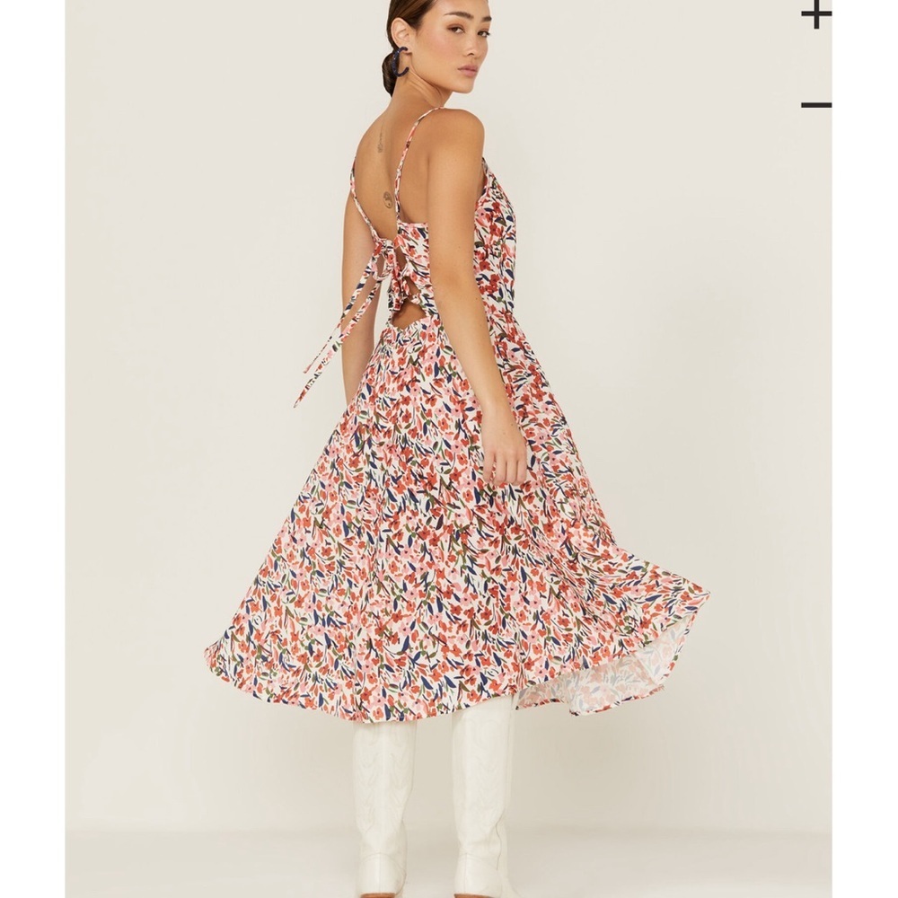Molly Bracken Women’s Floral Tie Back Midi Dress - Picture 4 of 8